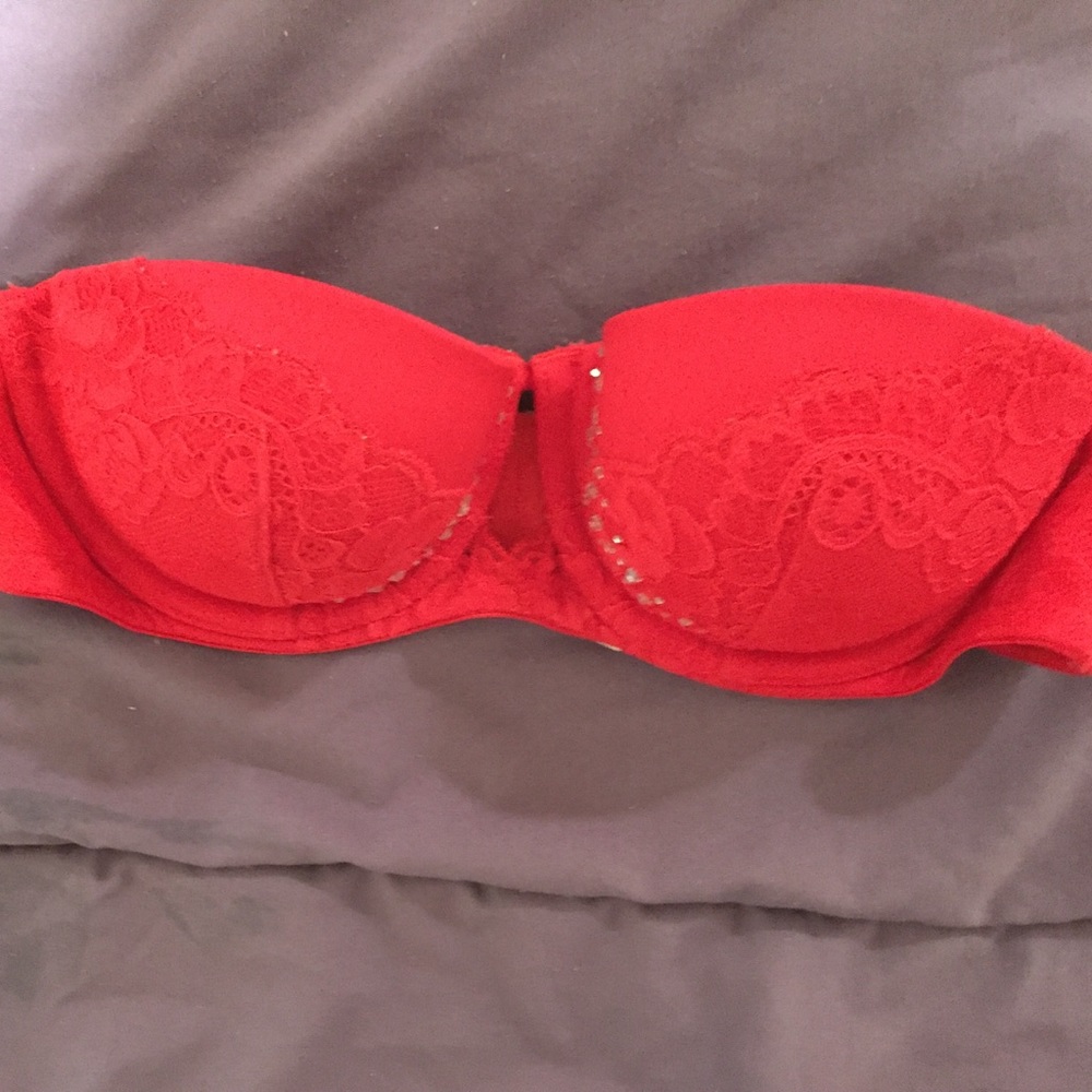 FREE - Victoria’s Secret Bra Lace